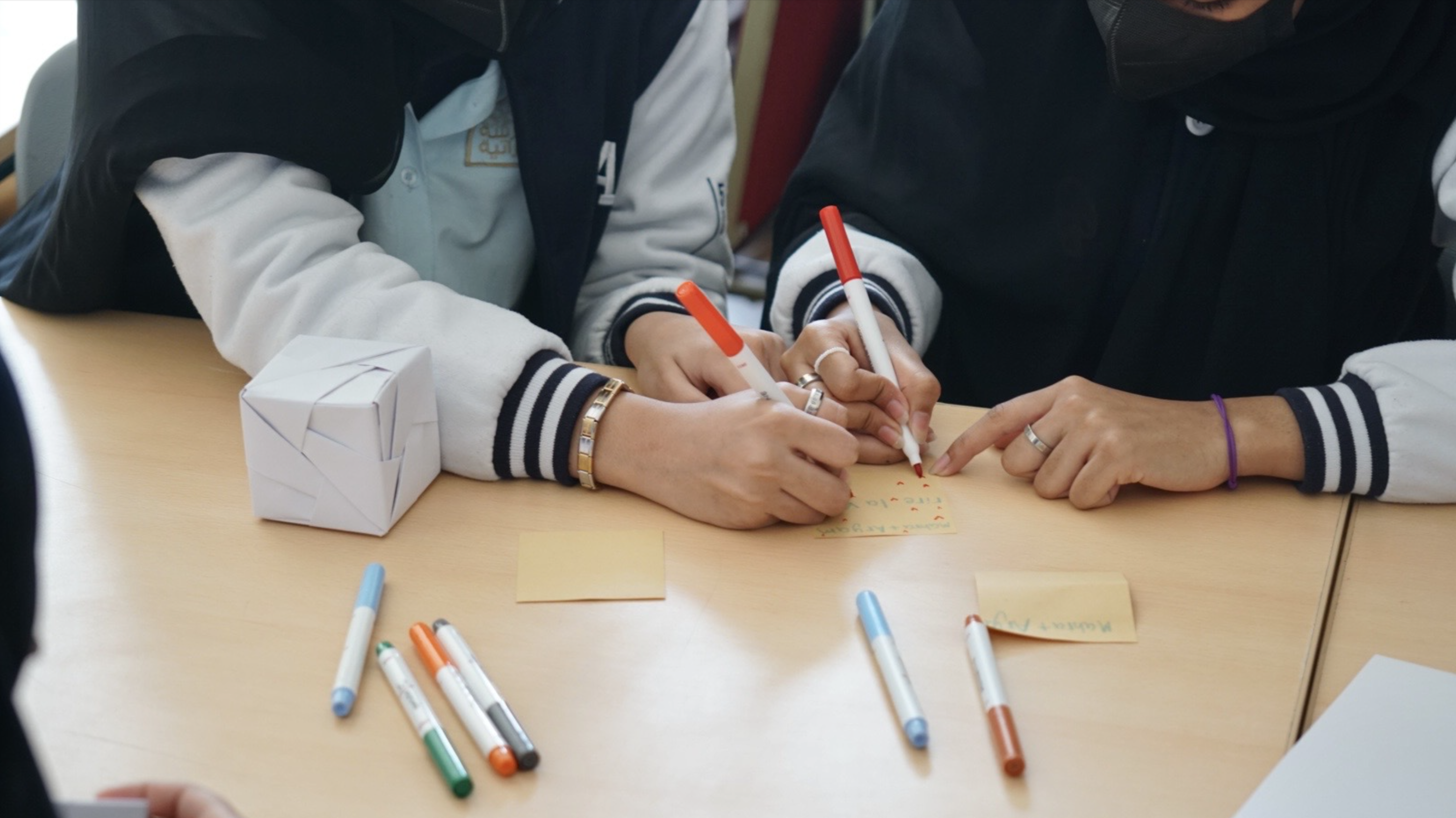 HYPAR School Edition
